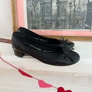 Coach 8.5 Ballet Flats with Bow Detail 🎀🏹